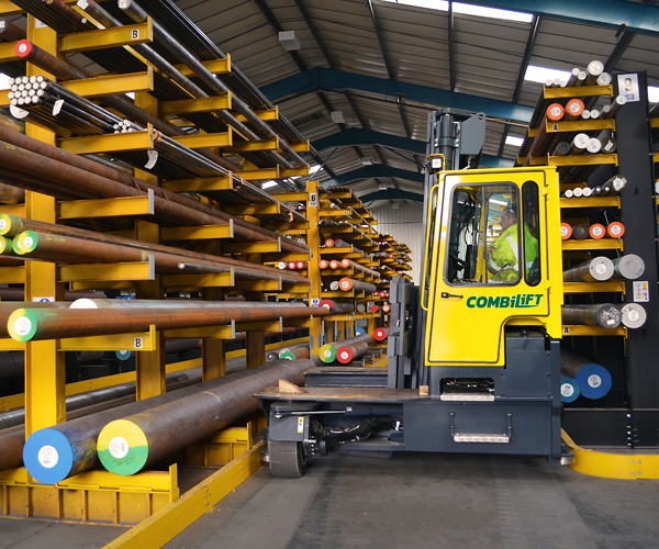 Combilift-–-Combi-C-Series-–-Multi-directional-Forklift-–-Long-Load-Handling-Speciality-Metals-Guided-Aisle